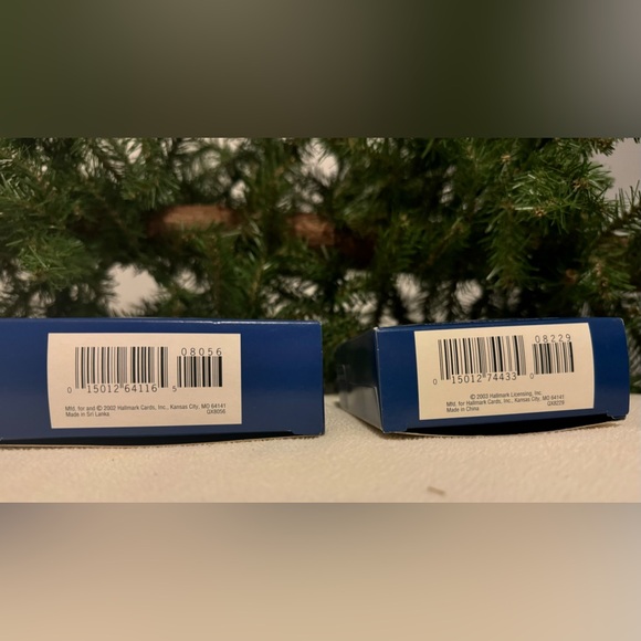 Hallmark Keepsake Ornament ‘A Pony For Christmas’ Bundle of 2 - Picture 7 of 8